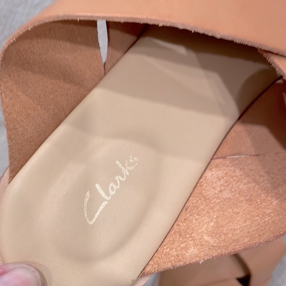 Clarks Sandals! NWT! - Picture 2 of 7
